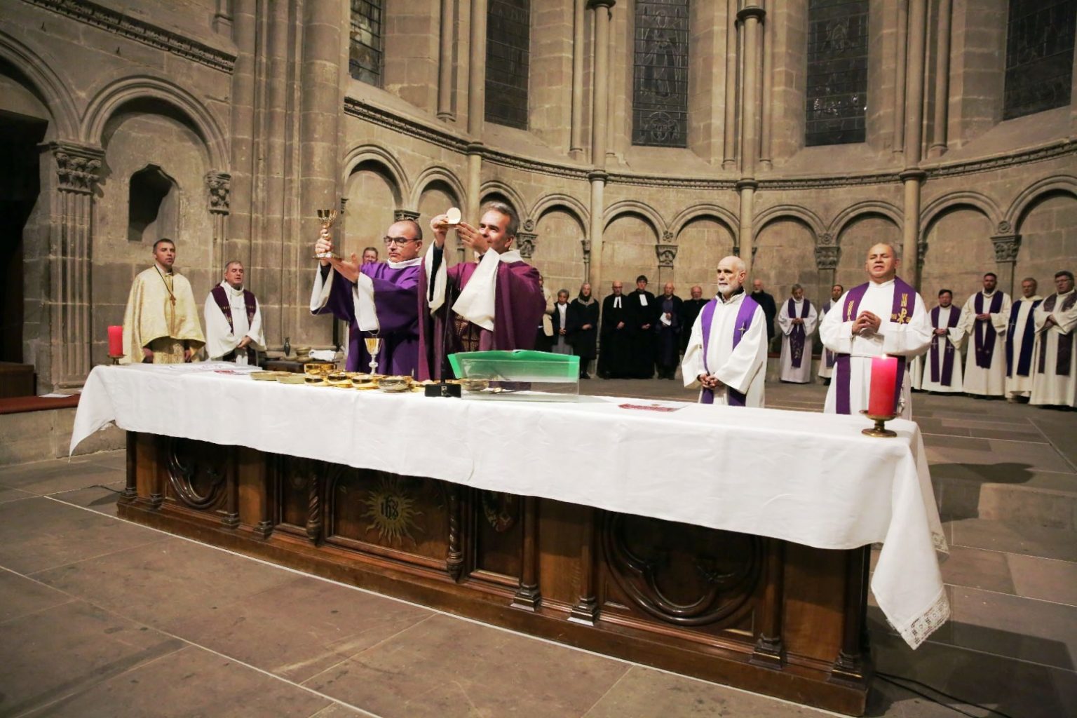 Ecumenism Leads to the Catholic Mass Being Celebrated in a Protestant